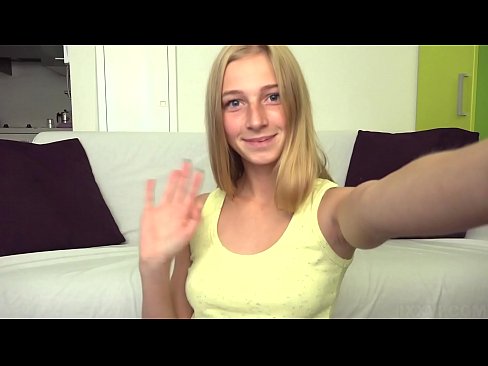 ❤️ Når jeg kjeder meg onanerer jeg dovent den rosa fitten min ❌ Superporno hos oss ❤