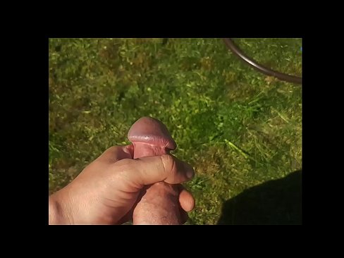 ❤️ Hot hottie får den rosa fitten hennes knullet og kommer med en sprut i en sommerhage ❌ Superporno hos oss ❤